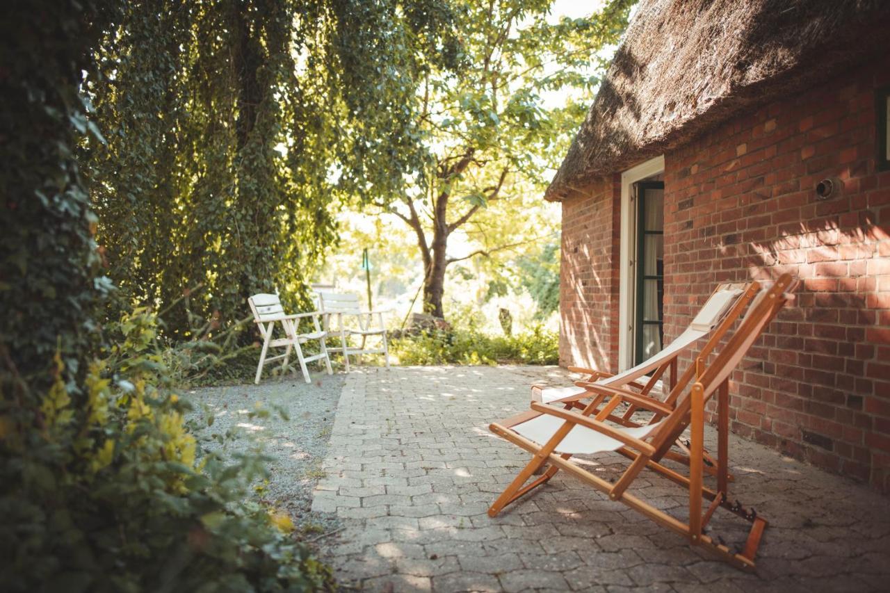 Haus Kaethe Am Deich Villa Balje Bagian luar foto